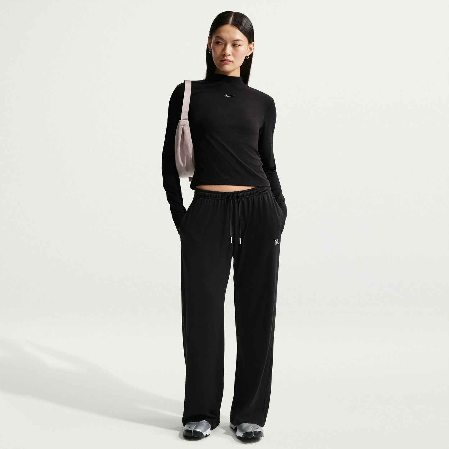 Nike Womens Chill Knit Mid-Rise Lightweight Open-Hem Pants - Black Denim Exchange