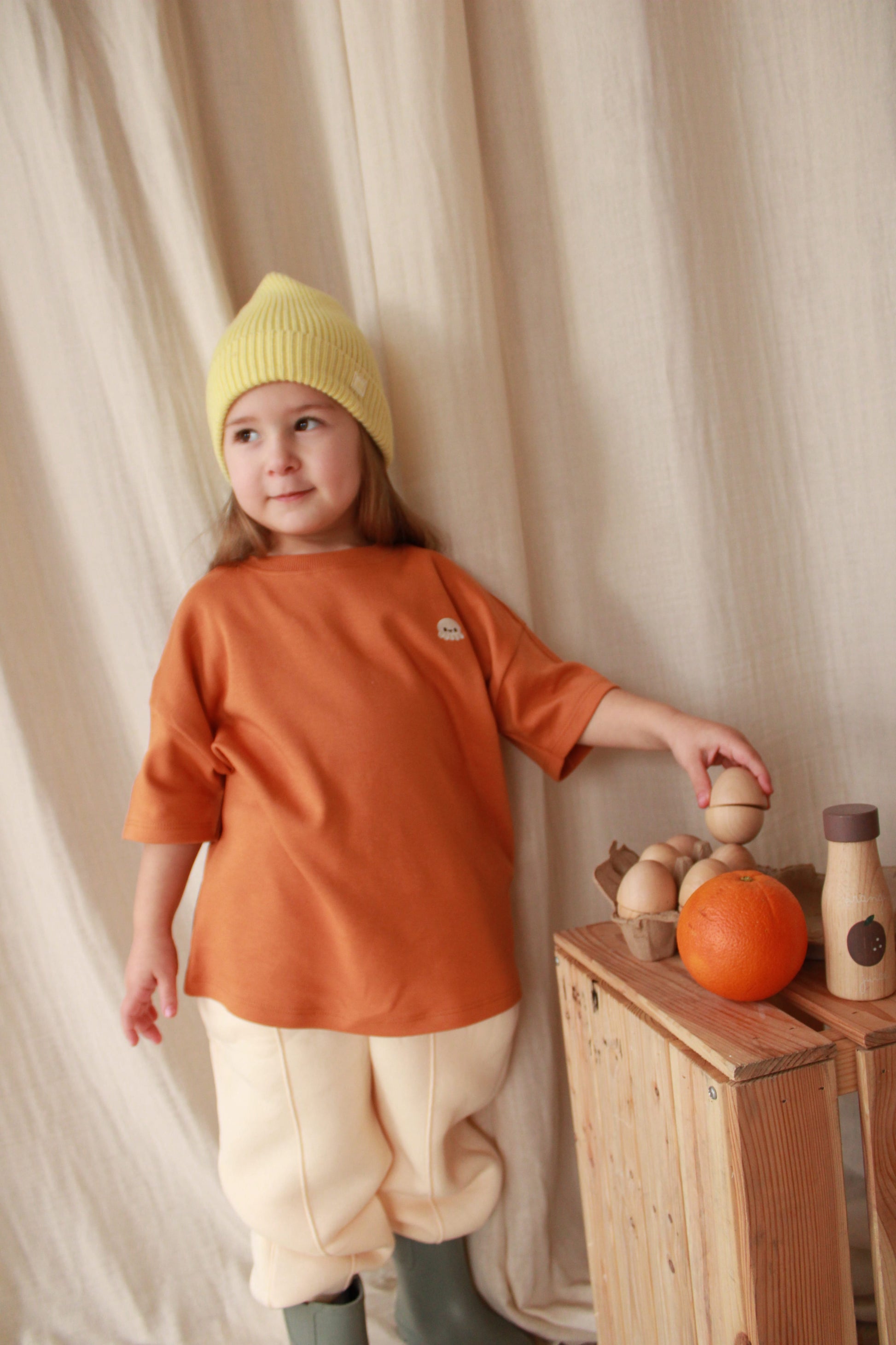 Oversize Octopus T-shirt Honey and Hive