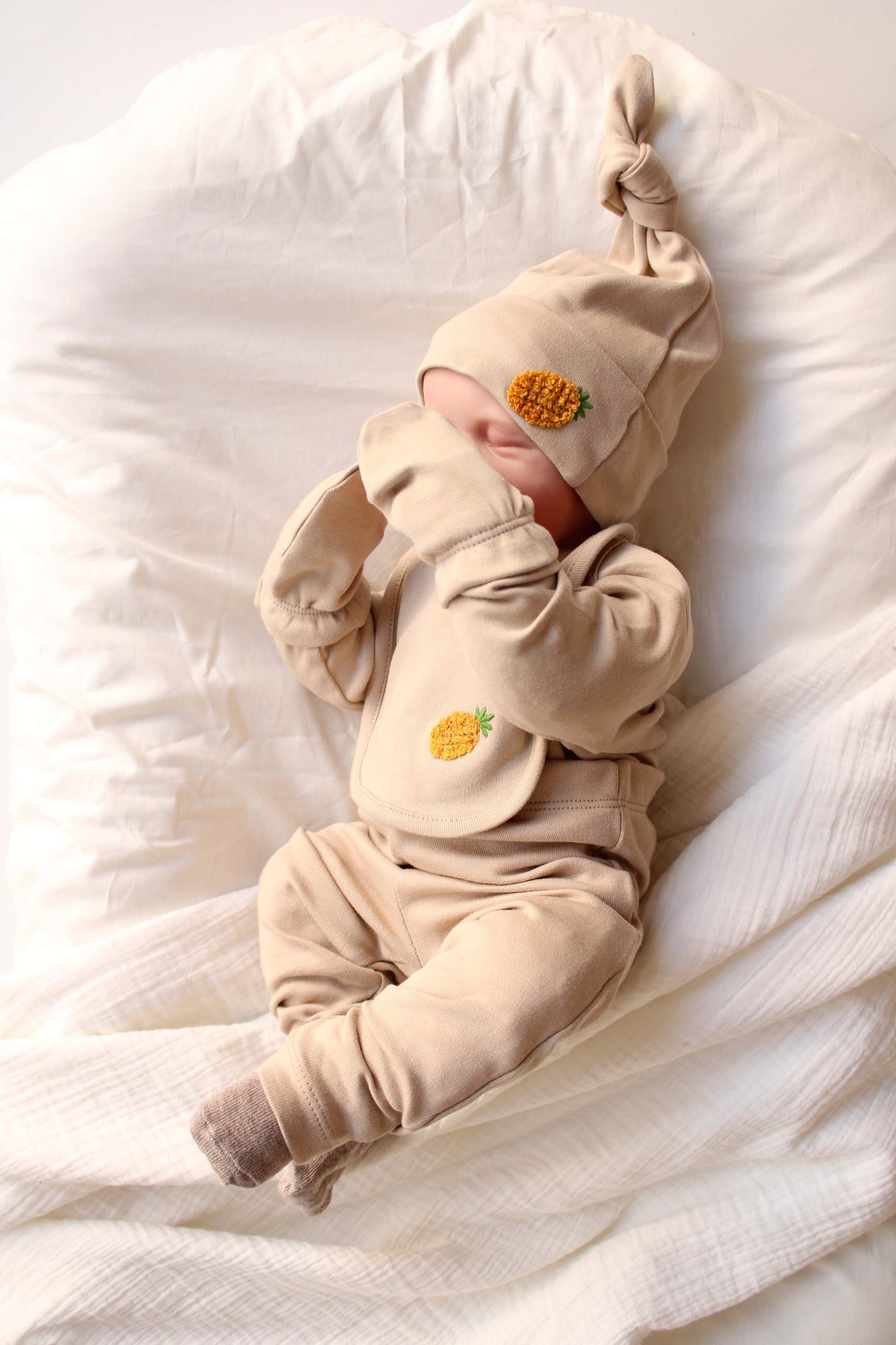 Pineapple Patterned 5 Piece Newborn Set Honey and Hive