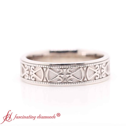 Antique Design Wedding Band Fascinating Diamonds