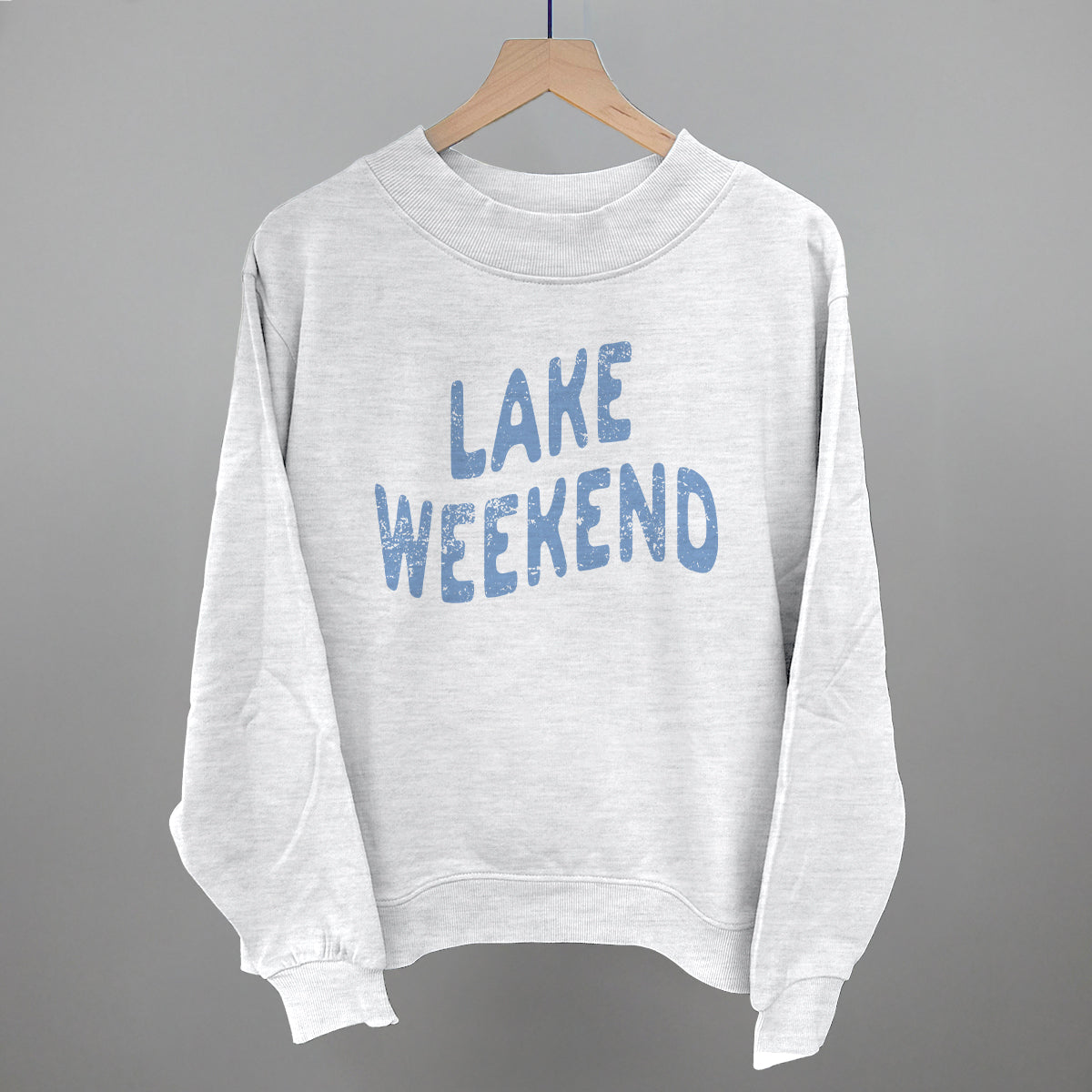 Lake Weekend Distressed Ivy + Cloth