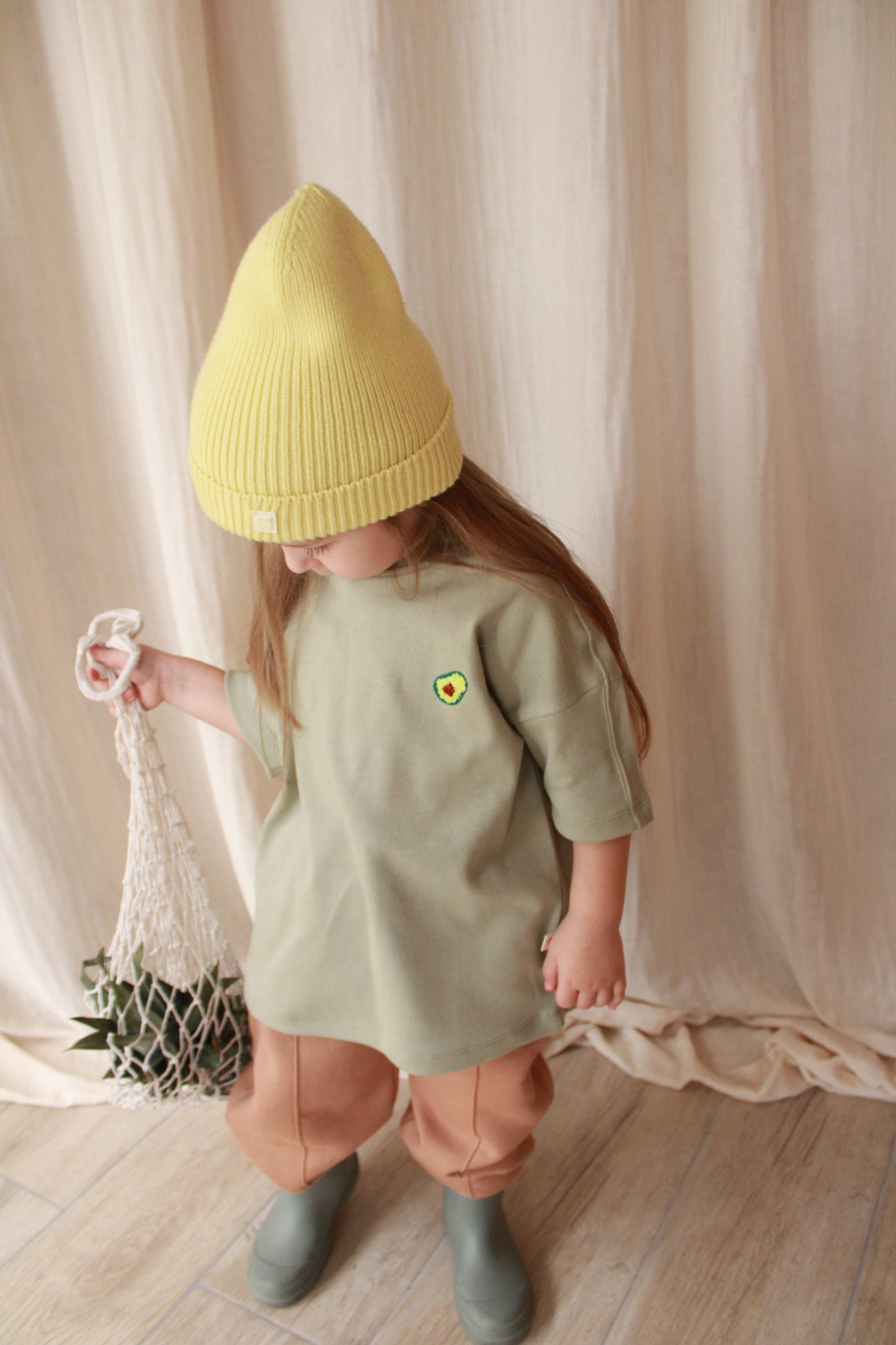 Oversize Avocado T-shirt Honey and Hive