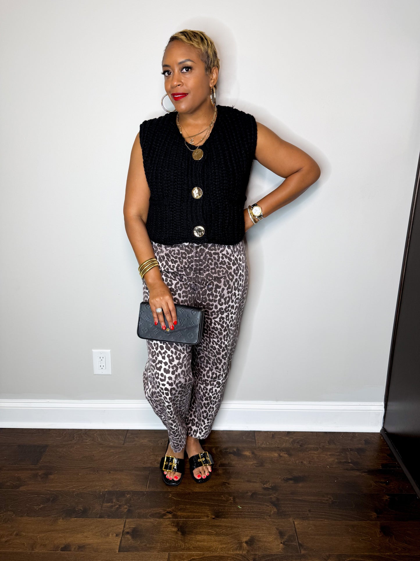 Chunky Knit Vest - Black The Bella Noire Store