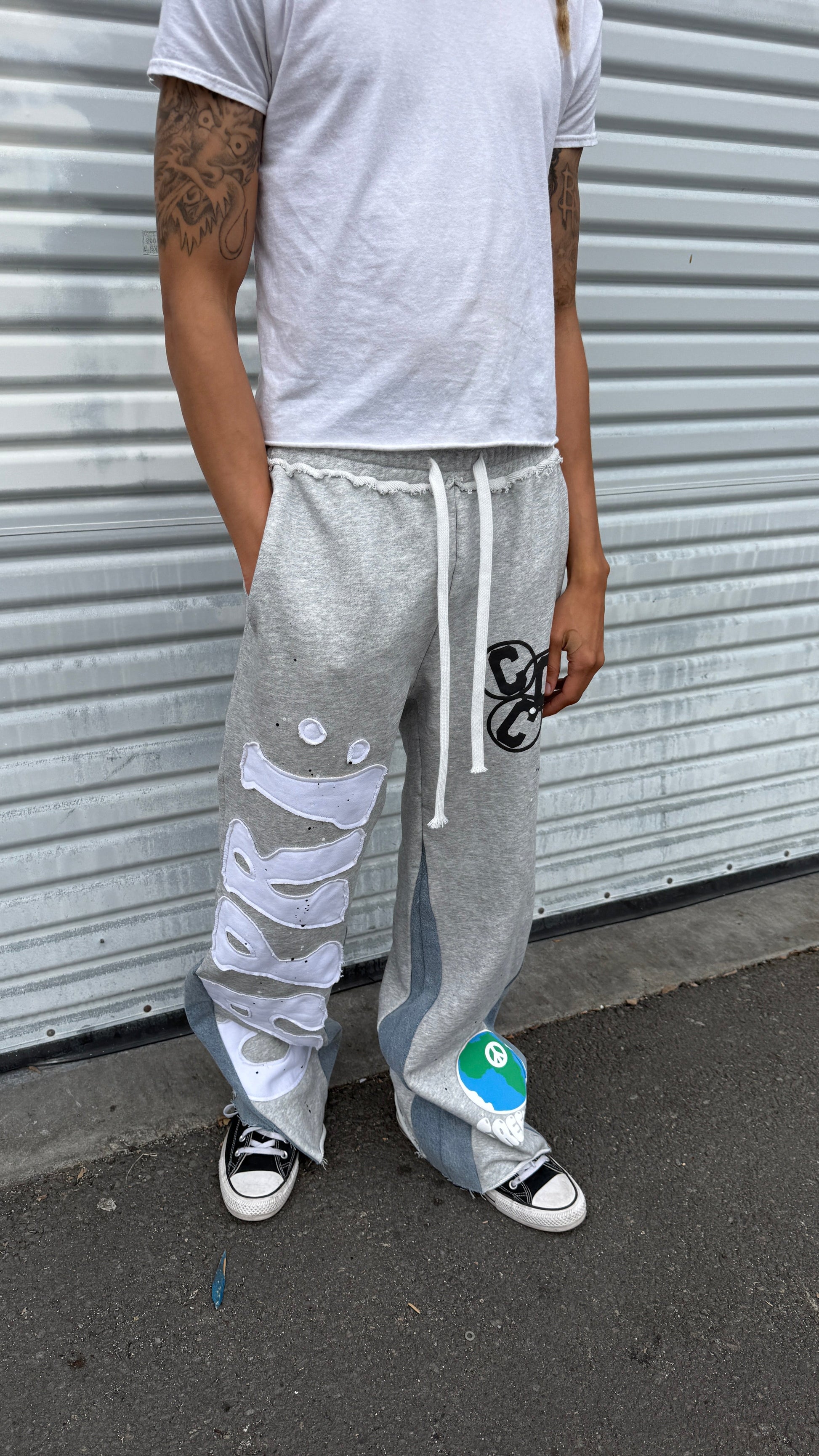 DENIM FLARED SWEATS. ProjectCapri