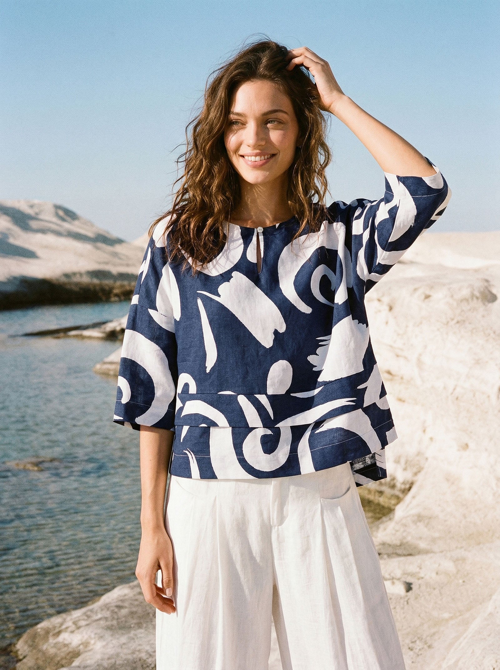 Linen Layered Asymmetric Top NOREEN LINTICO
