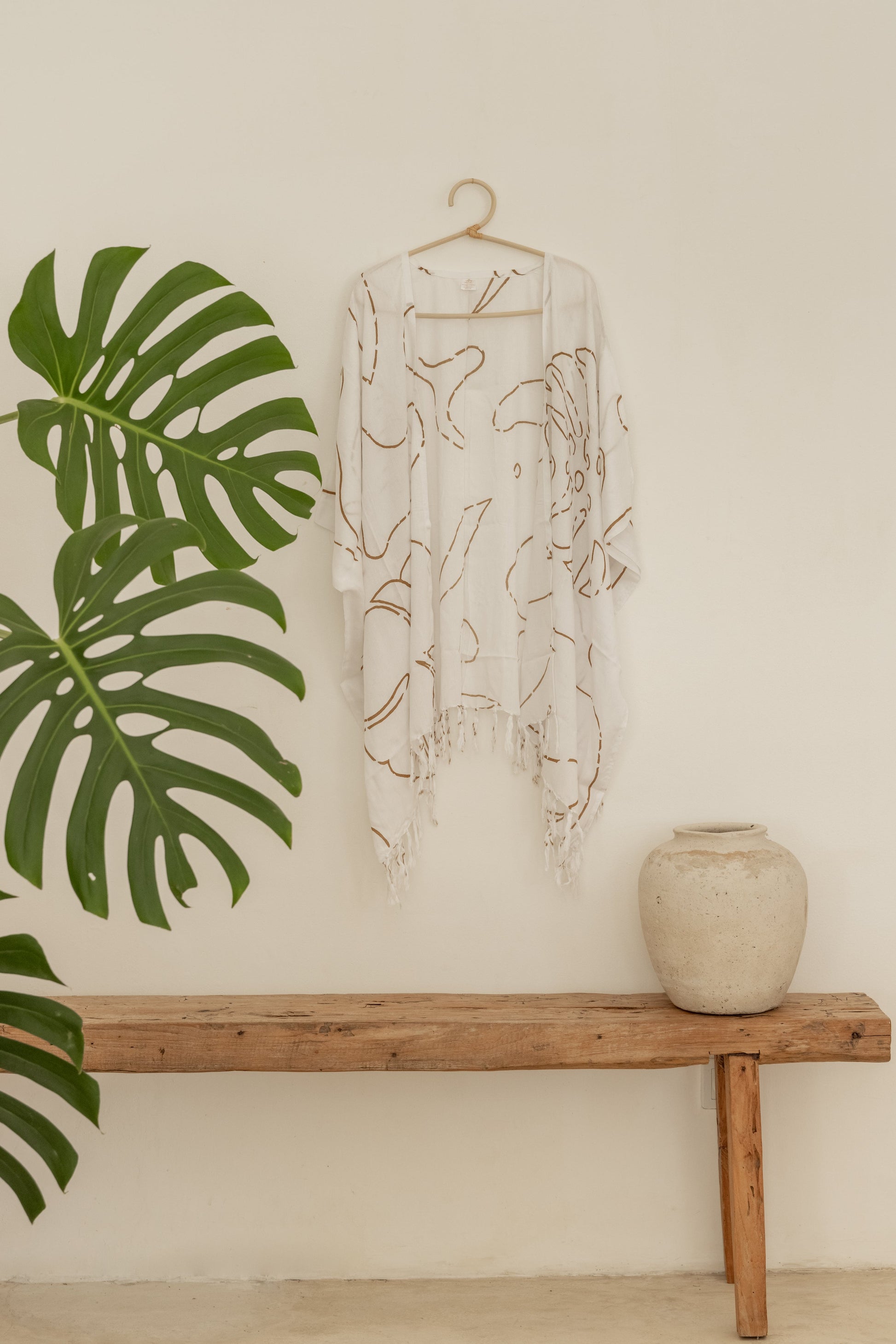 Monstera Kimono Village Thrive