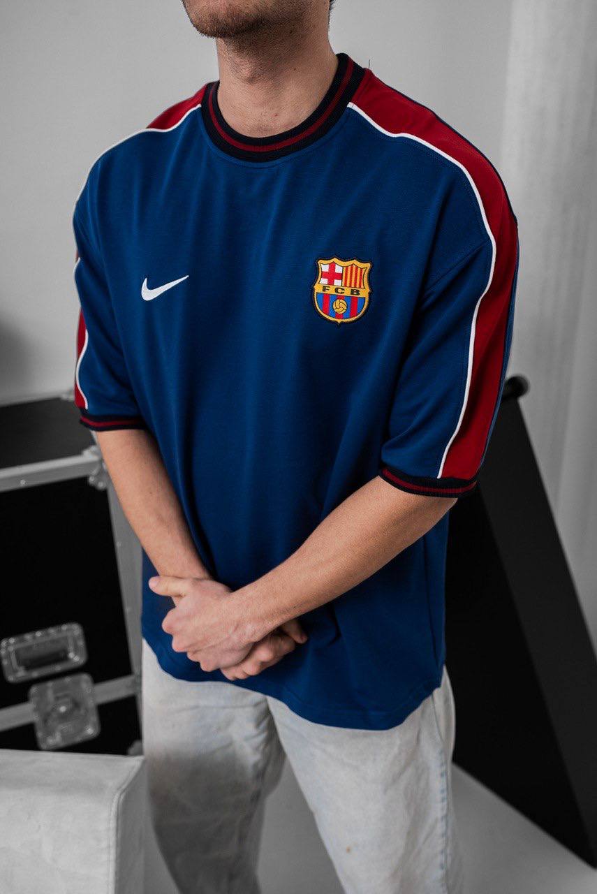 Barcelona 2001-02 Third Jersey - Vintage Retro Football Shirt Withinblack