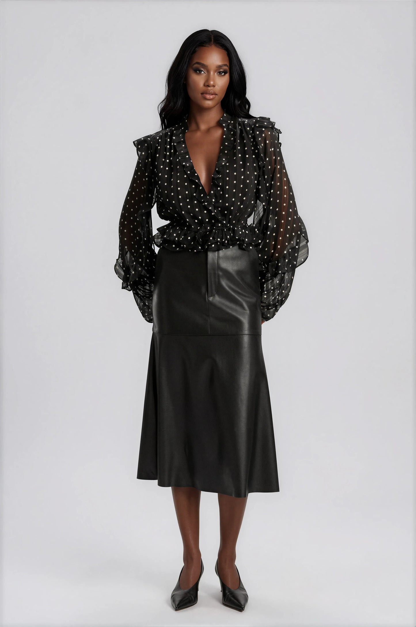 Kindra Vegan Leather Skirt – Black XO, Tina