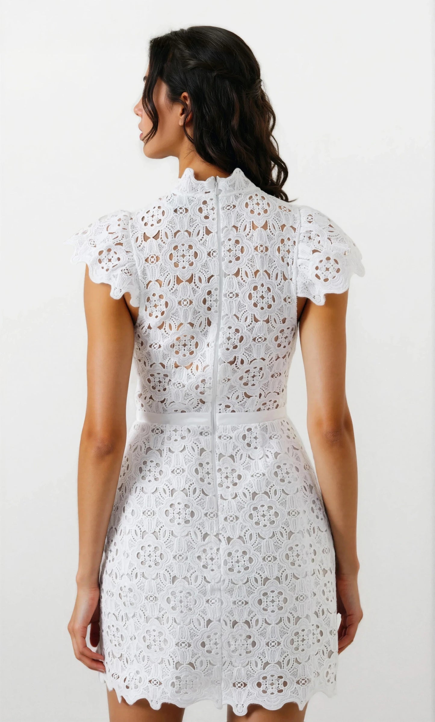 Rowen Hourglass Lace Dress – Orchid White XO, Tina