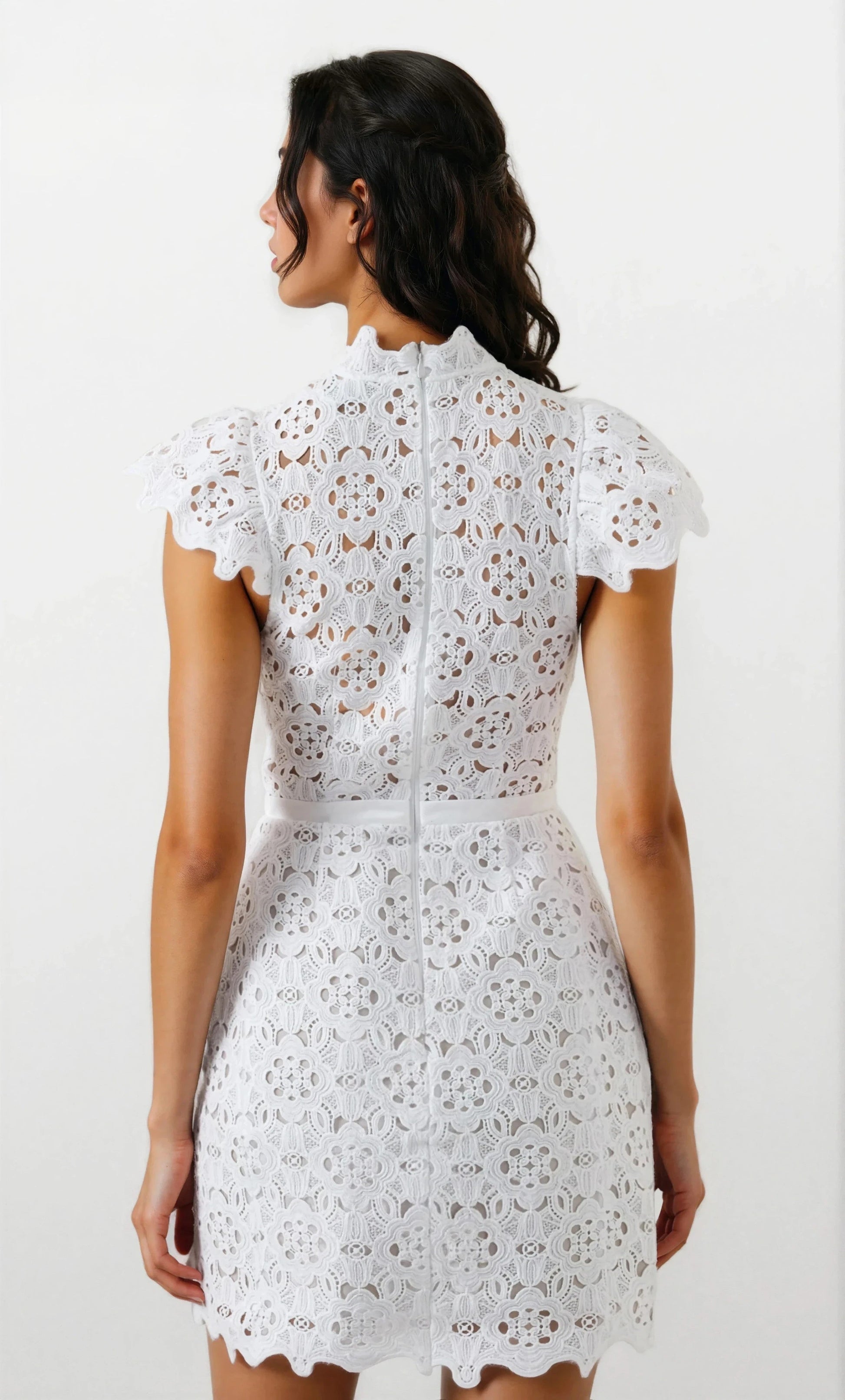 Rowen Hourglass Lace Dress – Orchid White XO, Tina