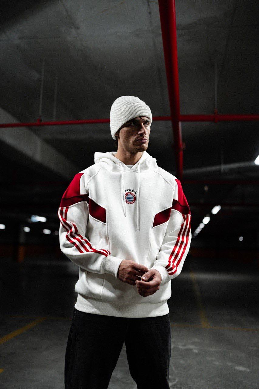 Bayern Munich Logo Hooded Oversized Sweatshirt - Stylish and Comfortable Withinblack