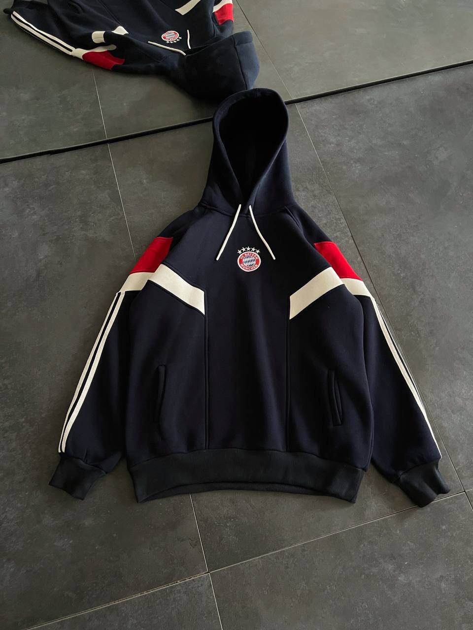 Bayern Munich Logo Hooded Oversized Sweatshirt - Stylish and Comfortable Withinblack
