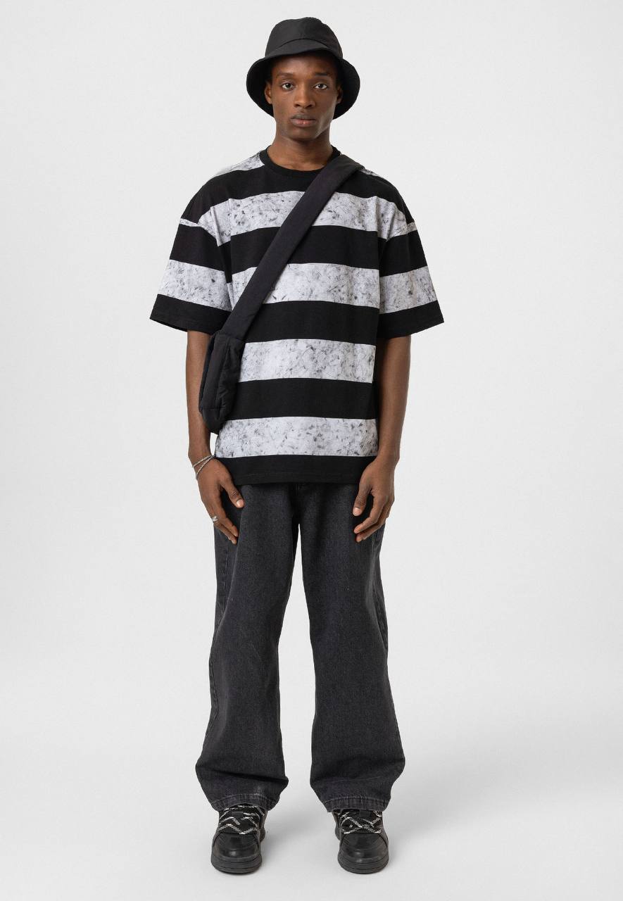 Black 24 Blur Boxy Tee - Vintage Style Designer T-Shirt - Streetwear Graphic Top Withinblack