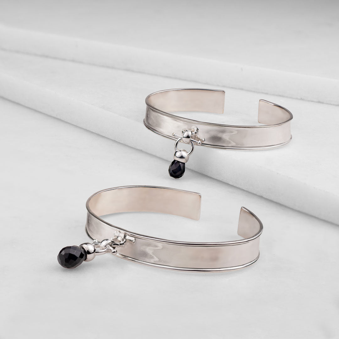 Briolette - Black Onyx Horse Bit Equestrian Earring in Silver Urban-Equestrian