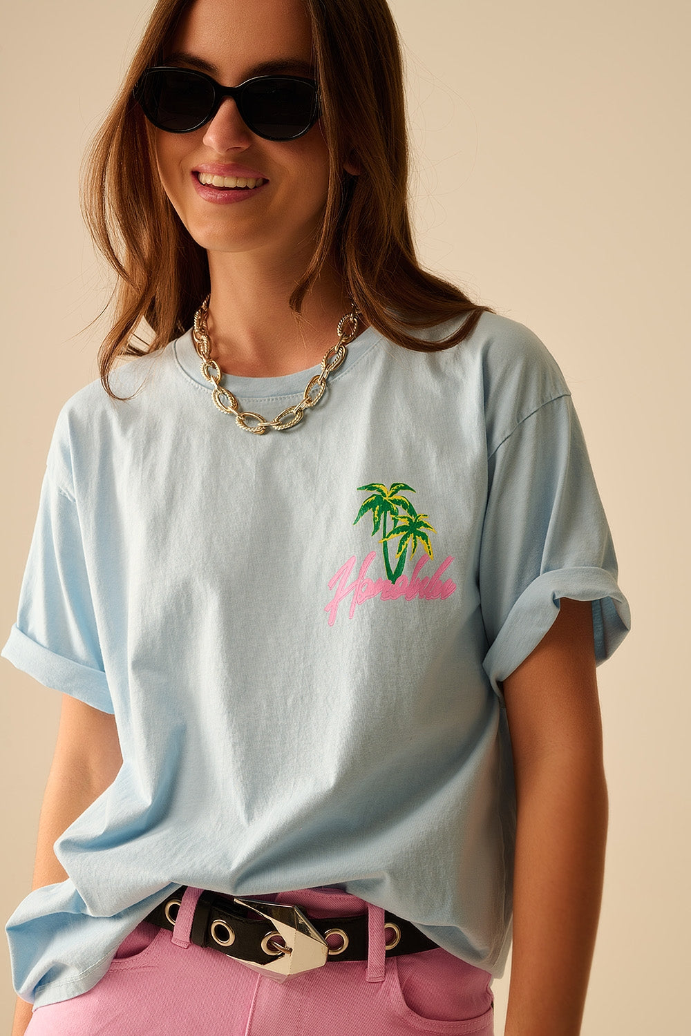 Blue t-shirt made in Italy with Honolulu graphic Q2store