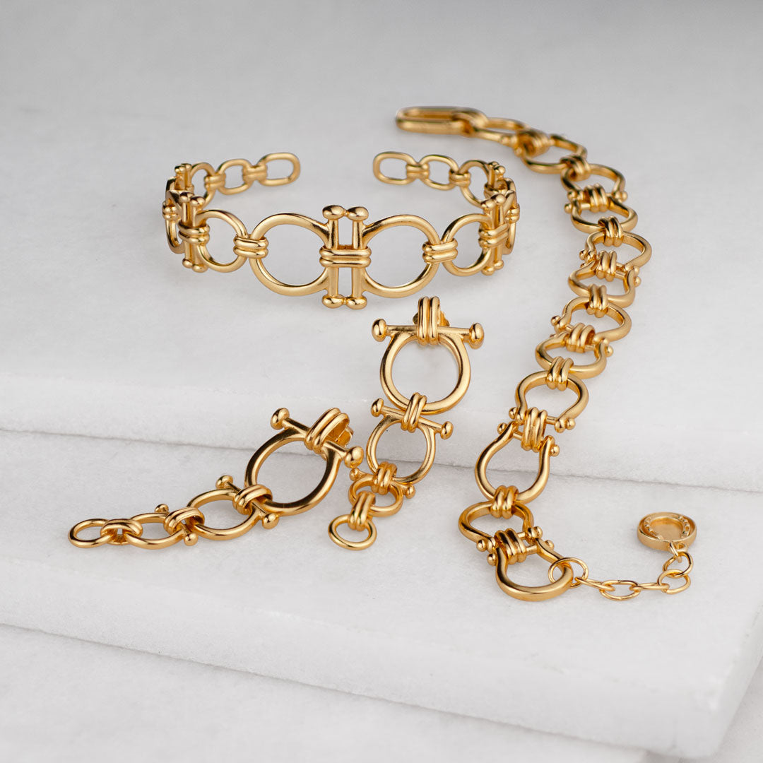 Chapelle - Horseshoe Link Equestrian Necklace in Gold Urban-Equestrian