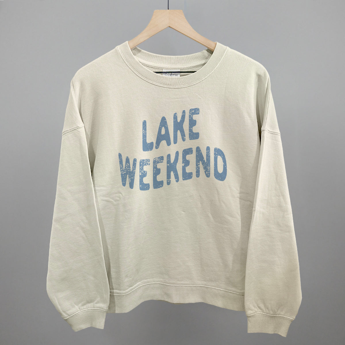 Lake Weekend Distressed Ivy + Cloth