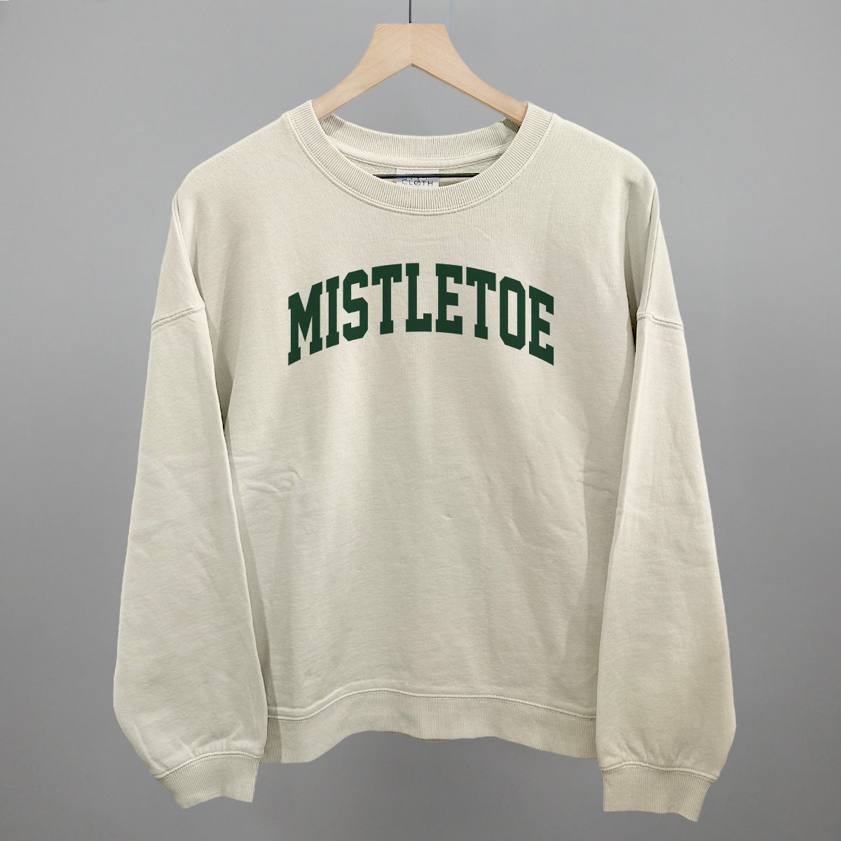 Mistletoe Arch Ivy + Cloth
