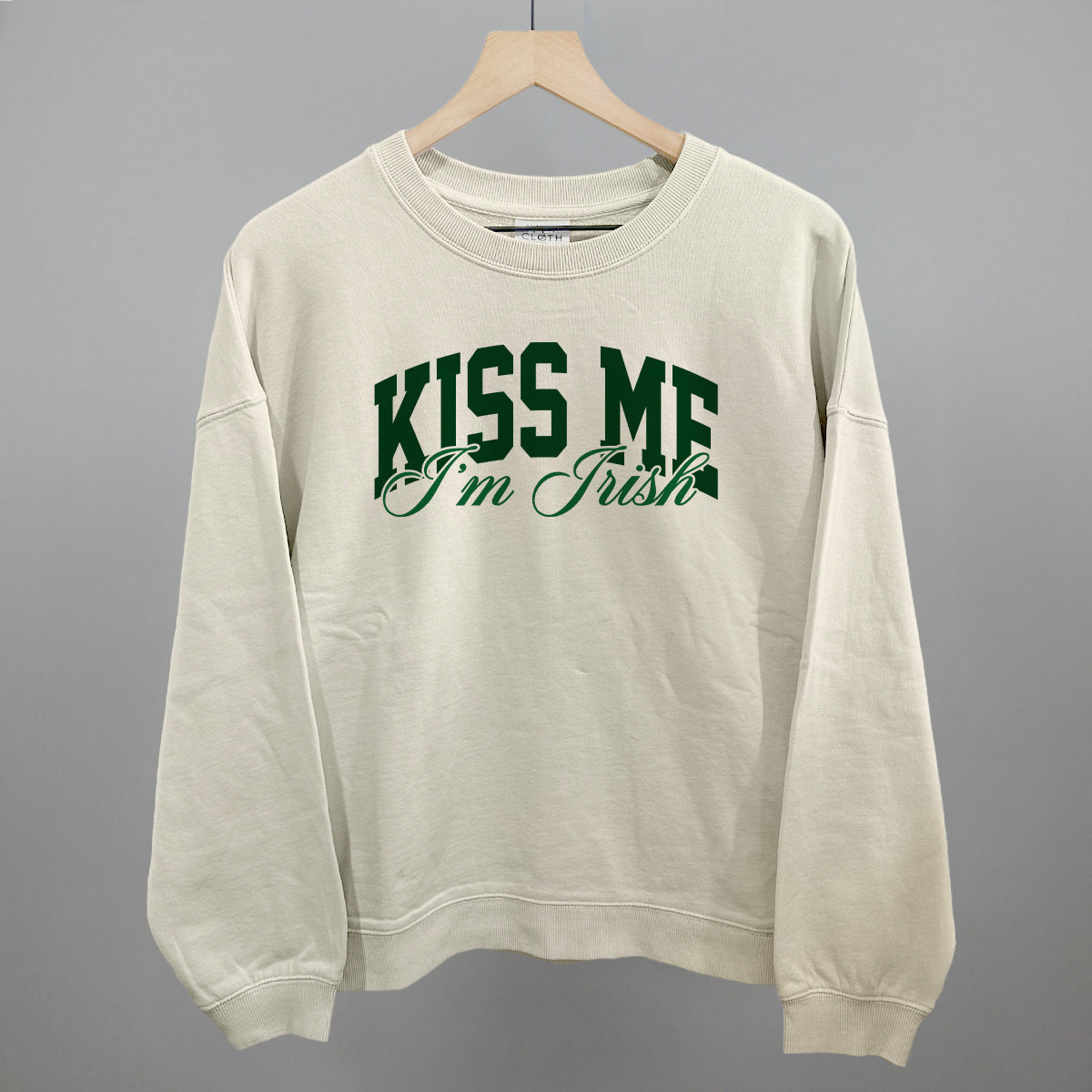 Kiss Me I'm Irish (Arch + Script) Ivy + Cloth
