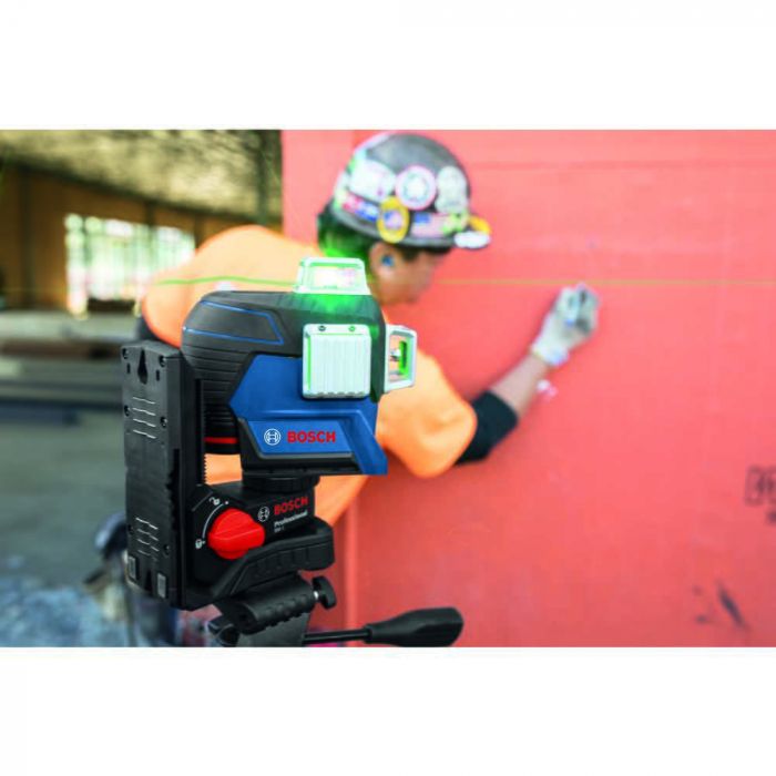 BOSCH GLL3-330CG-B 360-Degree Green Beam Three-Plane Line Laser Level with 2 Batteries VM Hardware