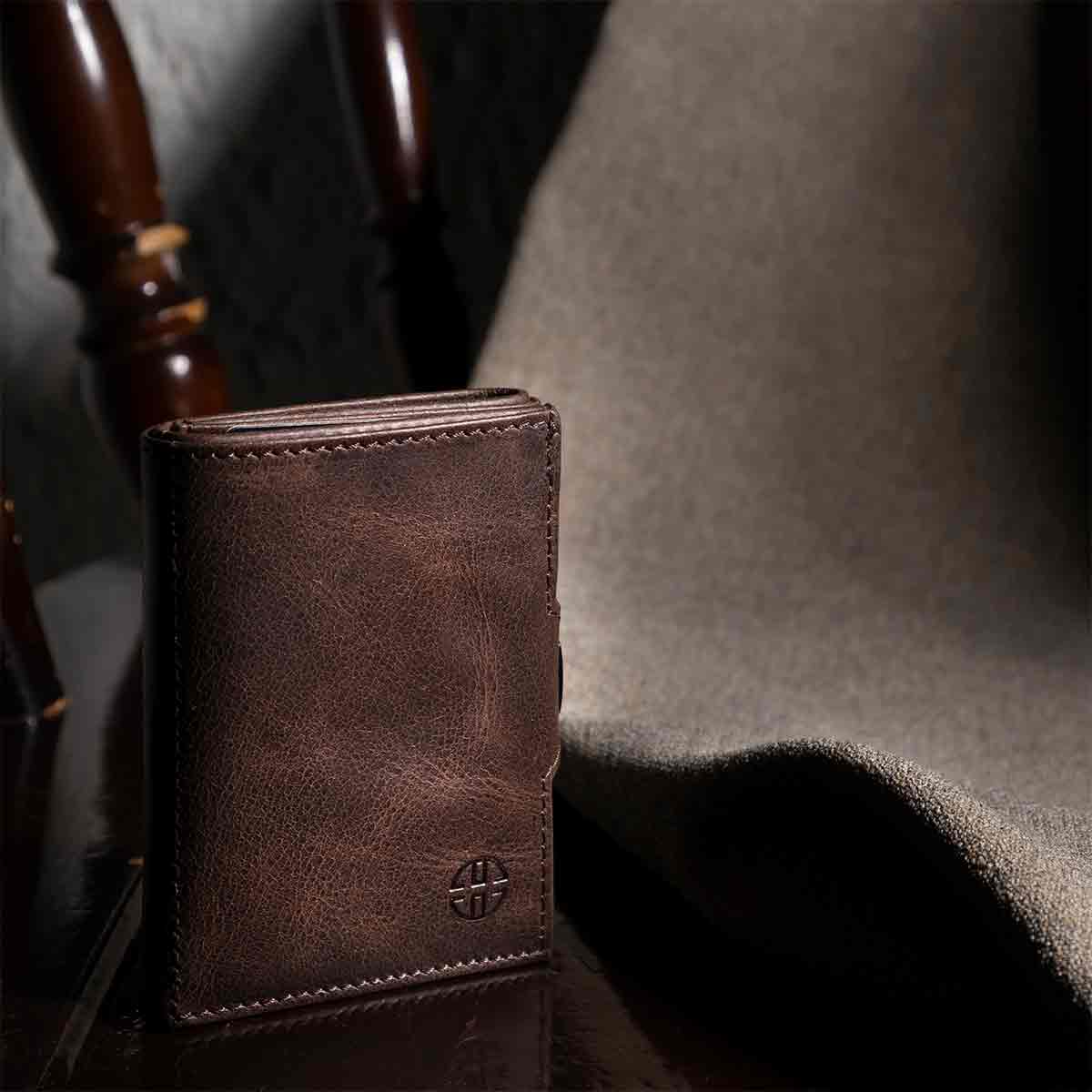 Verona Front Pocket Trifold Leather Wallet Trusador