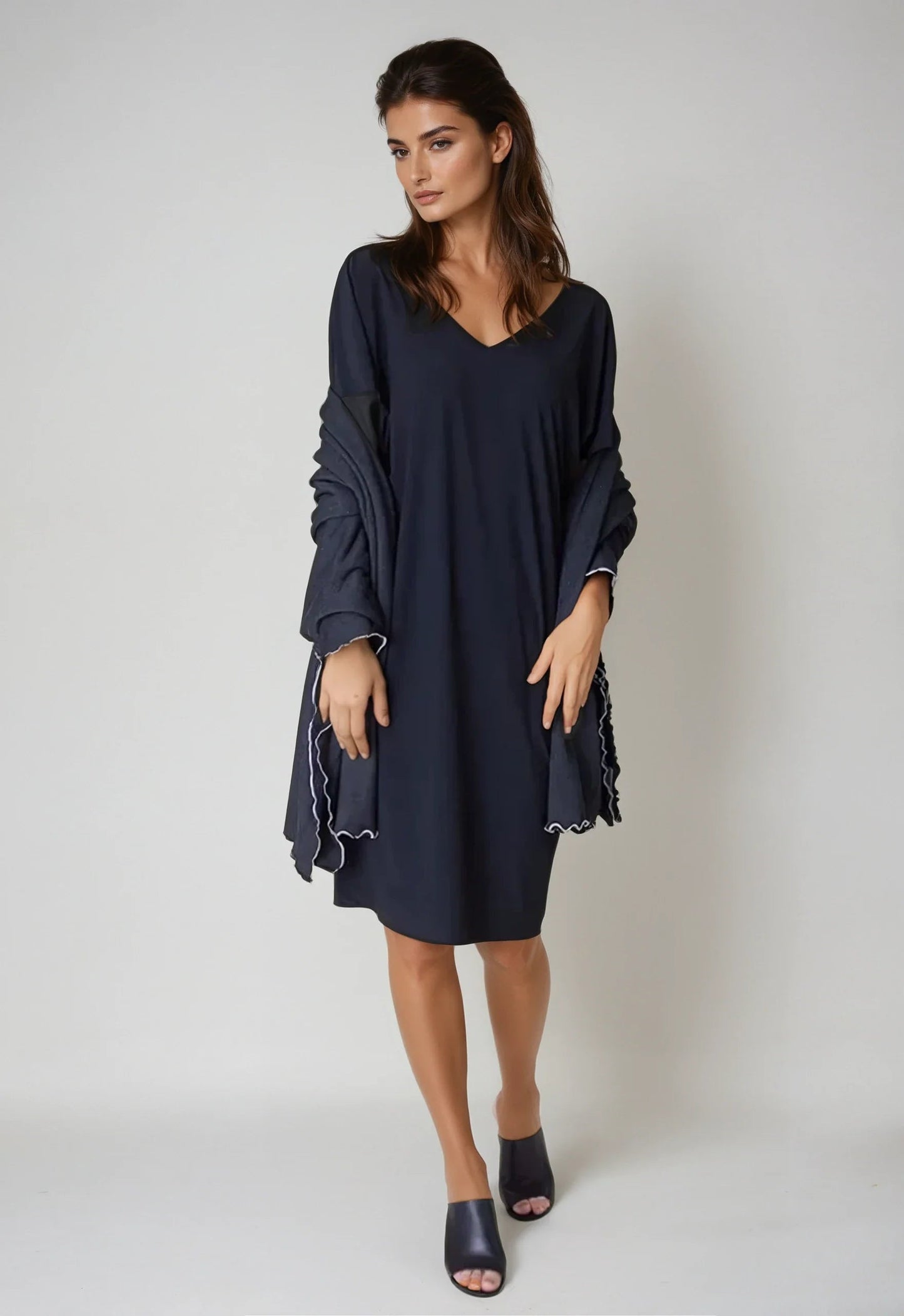 Buki Travel Wrap - Charcoal Grey Buki