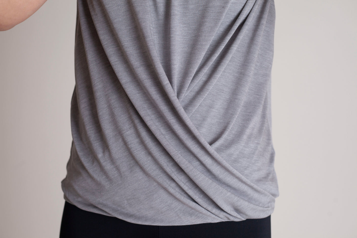 Boss (Babe) T-Shirt - Heather Gray Buki