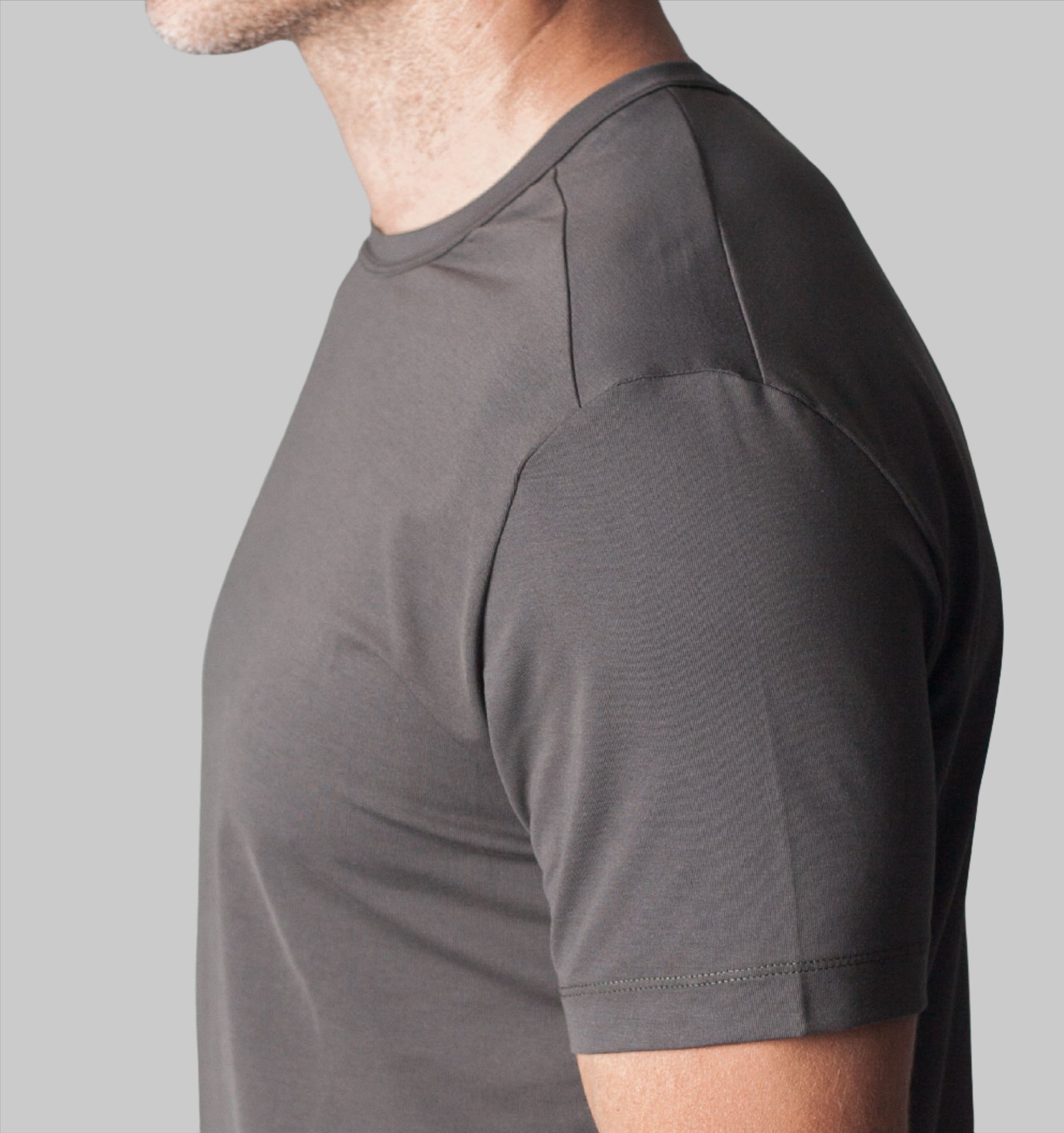 Buki Cinqo Tech Tee - Raven Buki