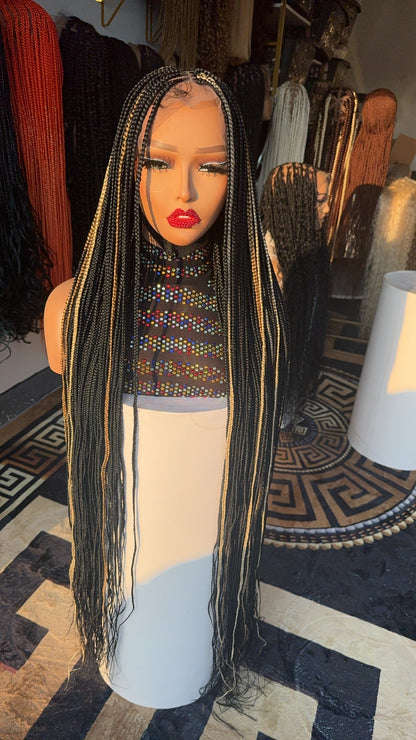 Black knotless braided wig with highlights HOL stores