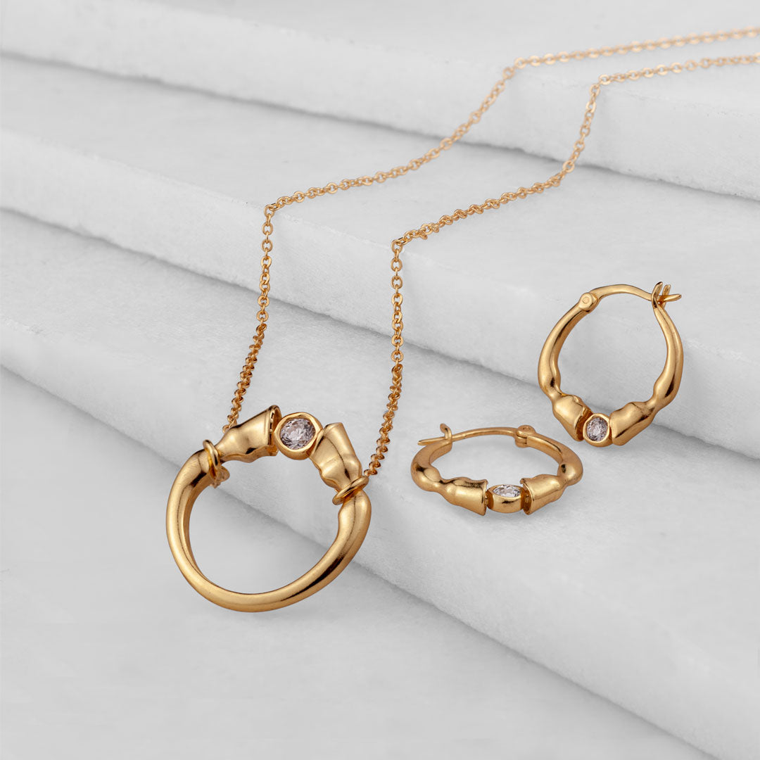 Cavallo - Moissanite Horseshoe Earring in Gold Urban-Equestrian