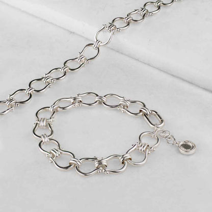 Chapelle - Horseshoe Link Equestrian Bracelet in Silver Urban-Equestrian