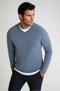 Seamless V-Neck Pullover Shirt Buki