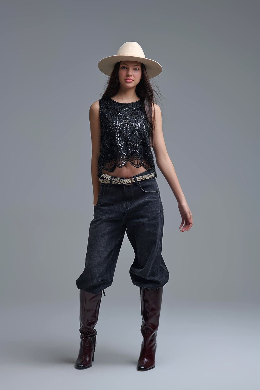 Chic Black Sequin Cropped Top Q2store