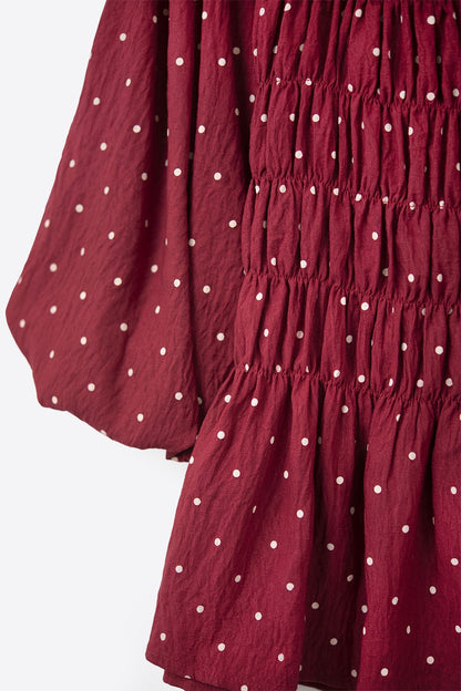 Chic Red Polka-Dot Cropped Top fitted at the waist Q2store