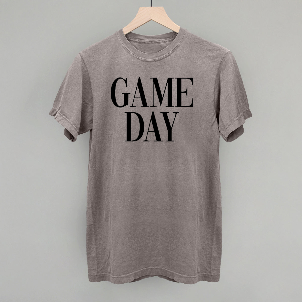 Game Day Black Serif Ivy + Cloth