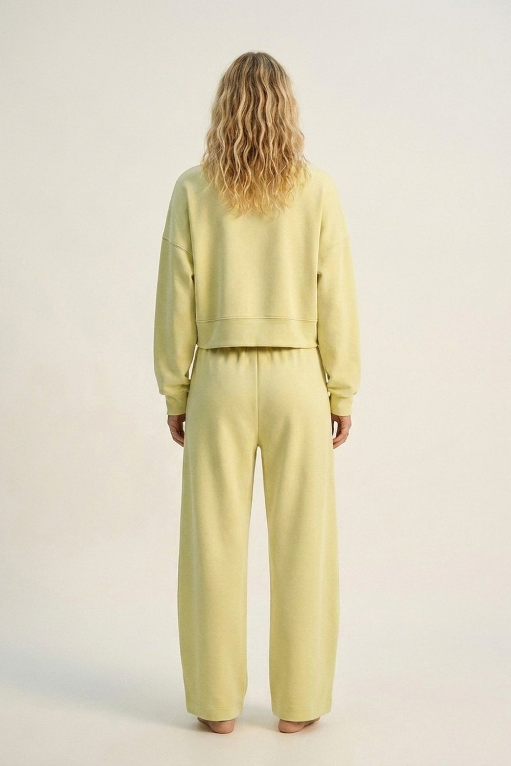 Crew Neck Dropped Shoulder Basic Sweatshirt in yellow Q2store