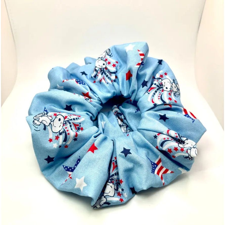 Snoopy Patriotic Scrunchie Enchanted Scrunch
