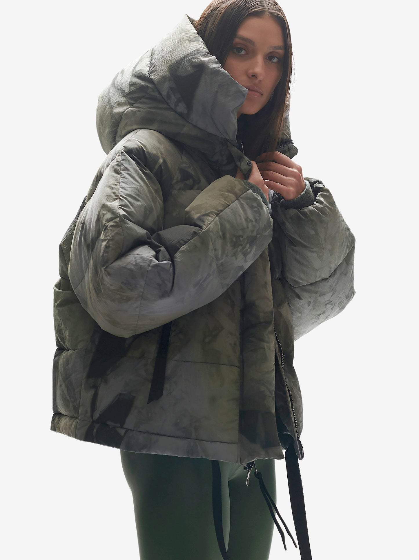Short Down Puffer - Rekall Tie Holden Outerwear