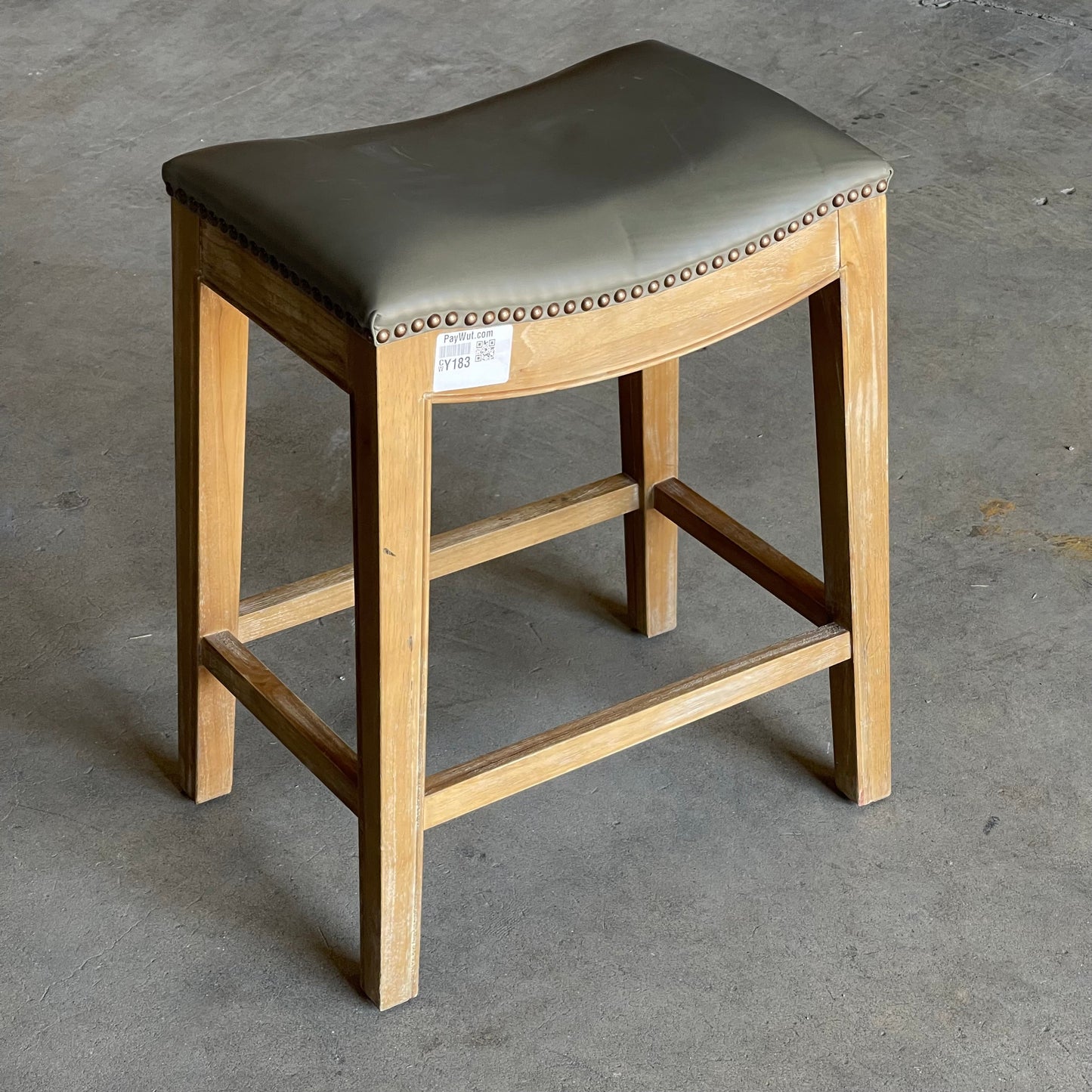 NEW PACIFIC Elmo Bonded Leather Counter Stool 25"x19.5"x13.5" Vintage Gray & Weathered Smoke 358625B-V04-WS PayWut