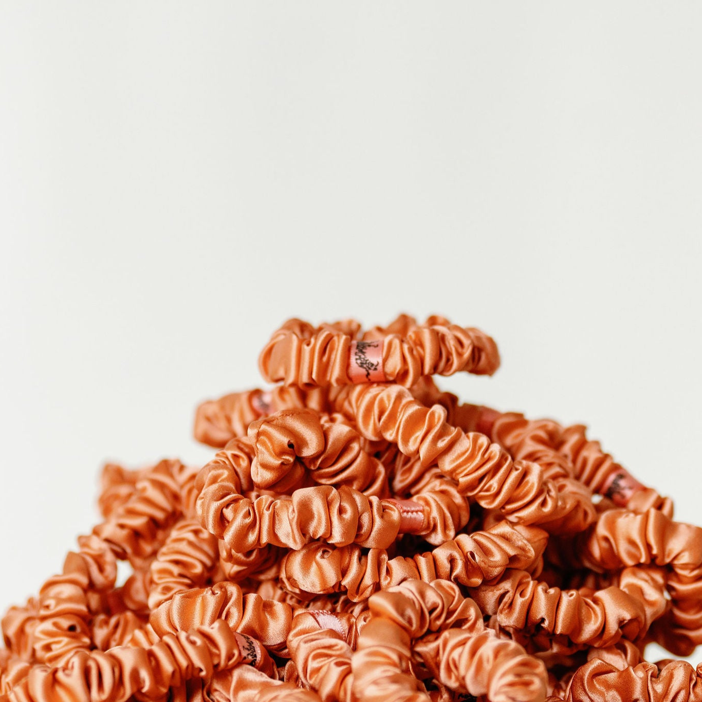 Organic Silk Small Scrunchie Peachy Coral LINA LENNOX