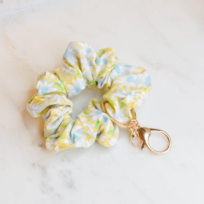 Daisies Scrunchie Key Chain Emily Anne Designs LLC