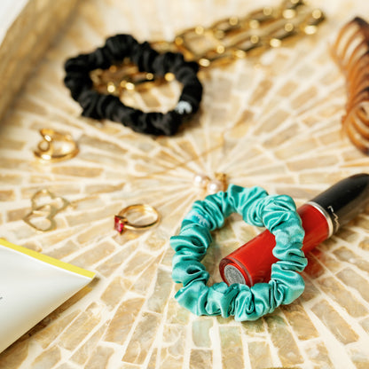 Organic Silk Small Scrunchie Jade Green LINA LENNOX