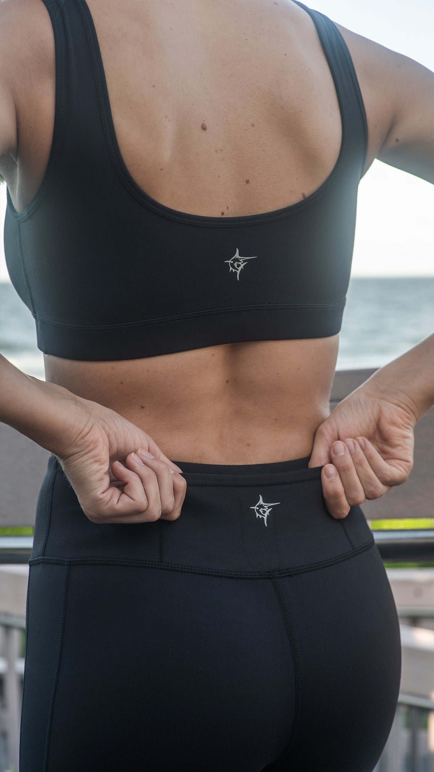 HydroFlex Cut Out Leggings White Water Life