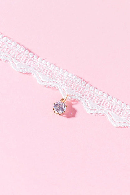 PRETTY IN LOVE CHOKER Flying Tomato
