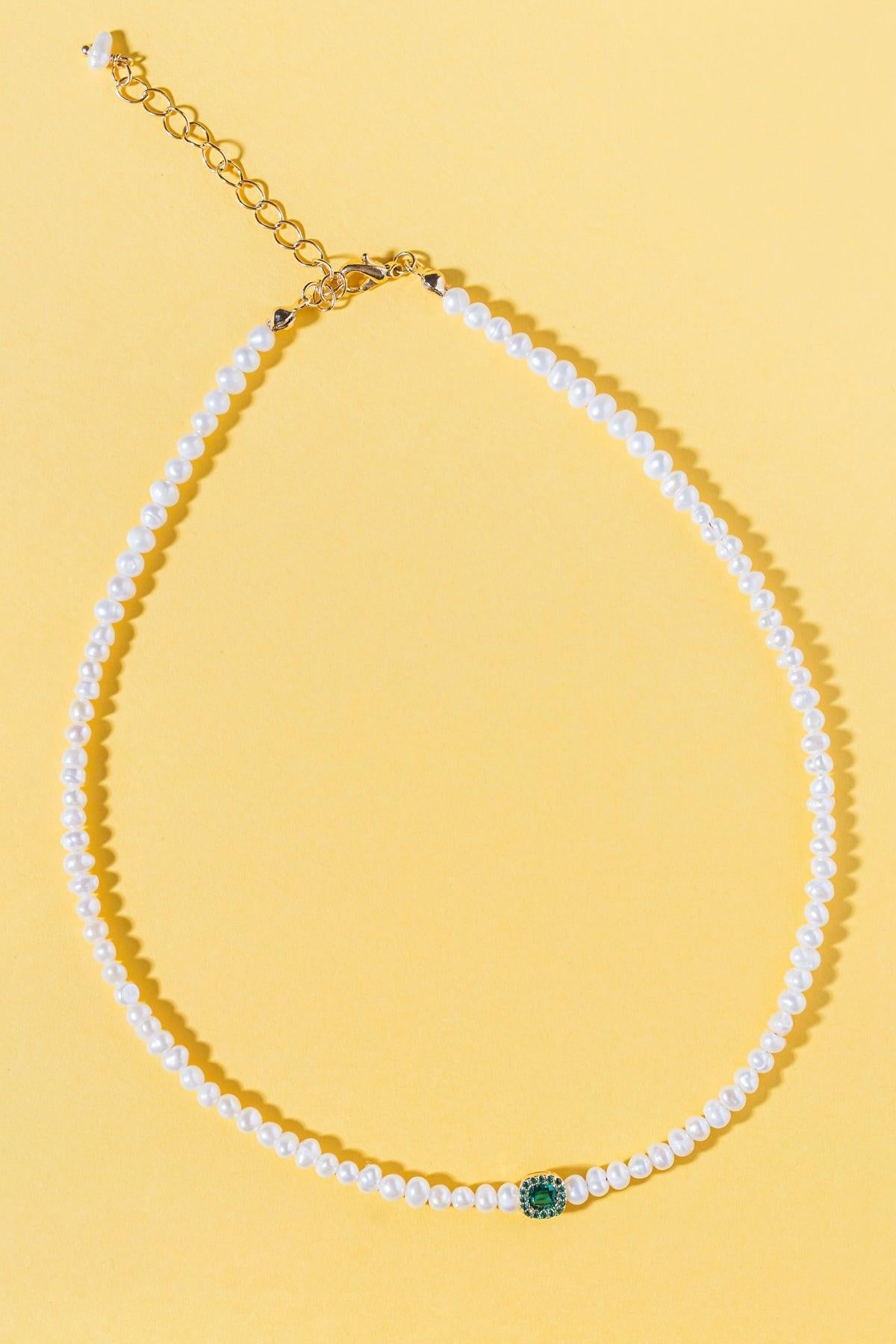 THE BOUNTY PEARL NECKLACE Flying Tomato