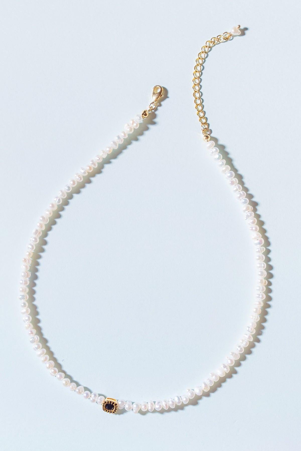 THE BOUNTY PEARL NECKLACE Flying Tomato