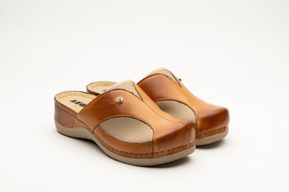 Aria I by LEON- Women’s Leather Clog- Twin Elastic Side Panels for Bunion Relief LEON Footwear USA