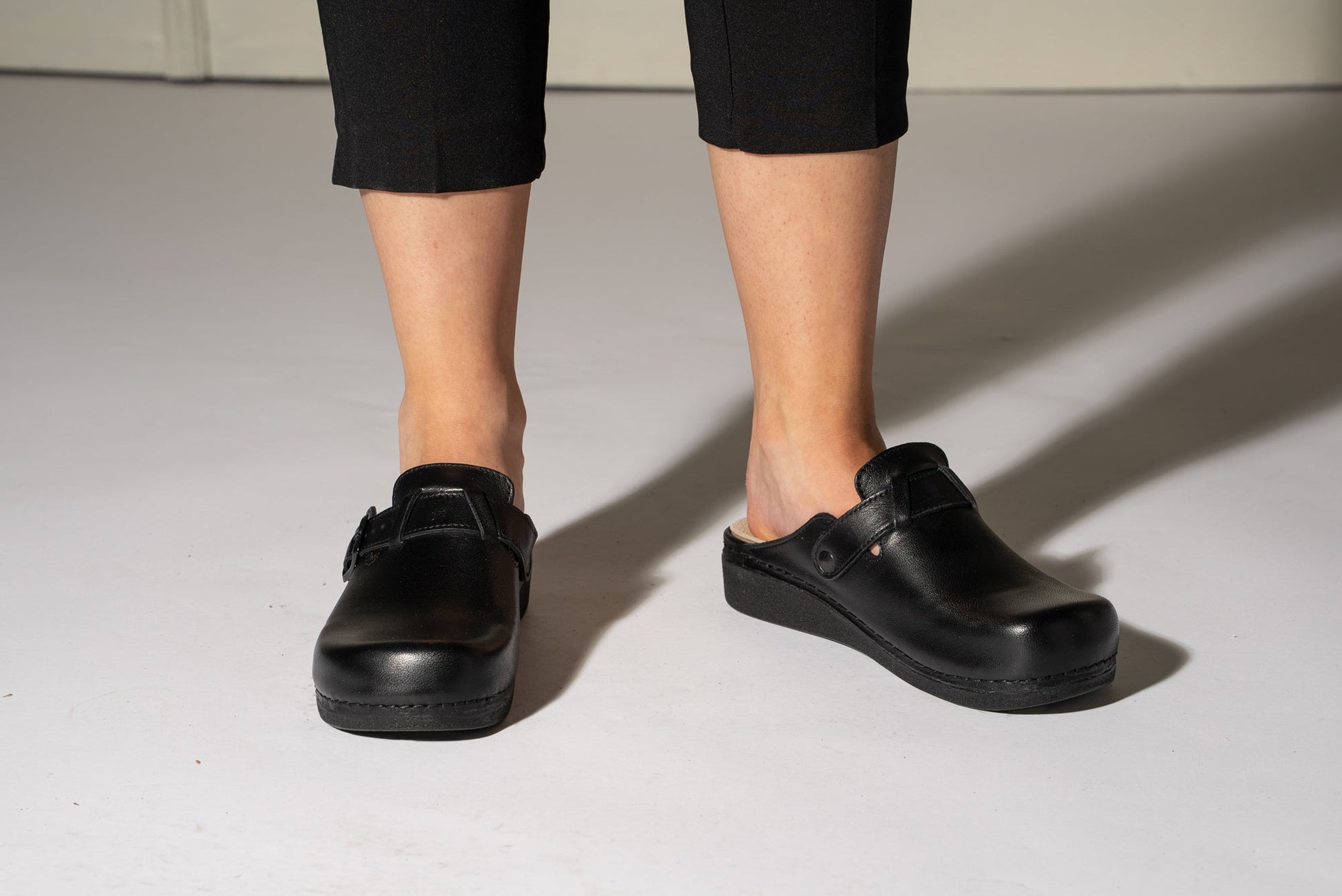 Nora I by LEON – Women’s Leather Clog- Removable Gel Insole & Adjustable Buckle LEON Footwear USA