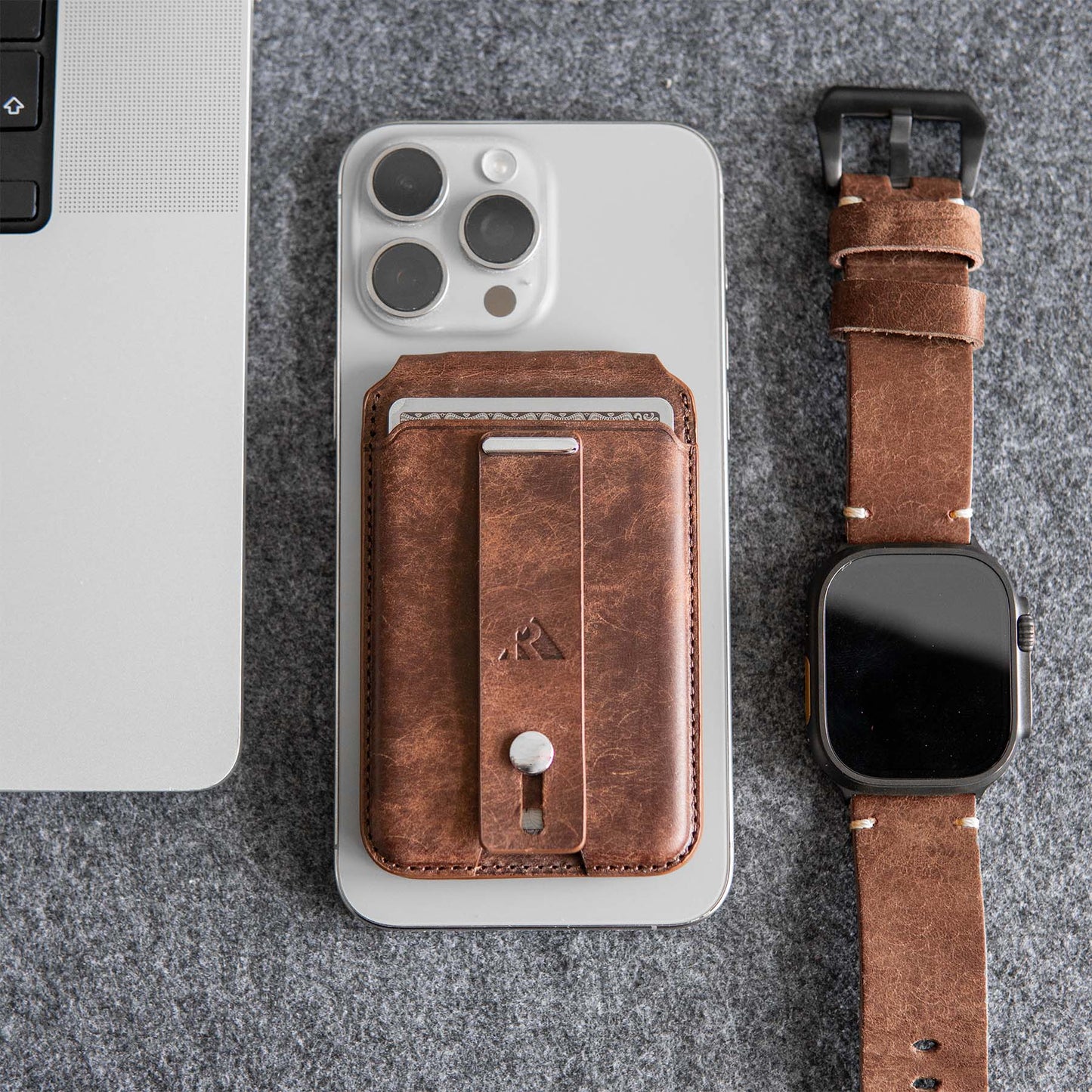 Magnetic Cardholder Robust