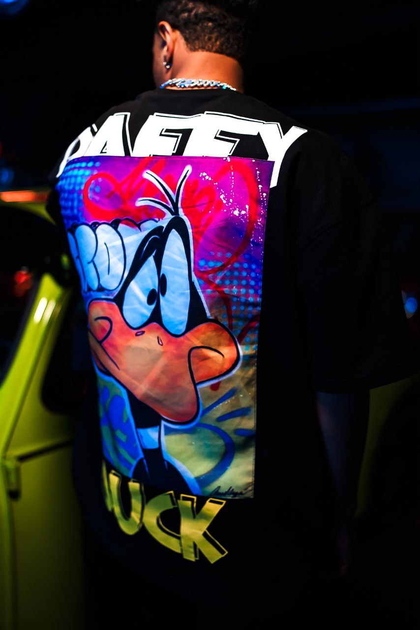 Daffy Duck GROVA T-Shirt - Stylish Cartoon Graphic Tee Withinblack